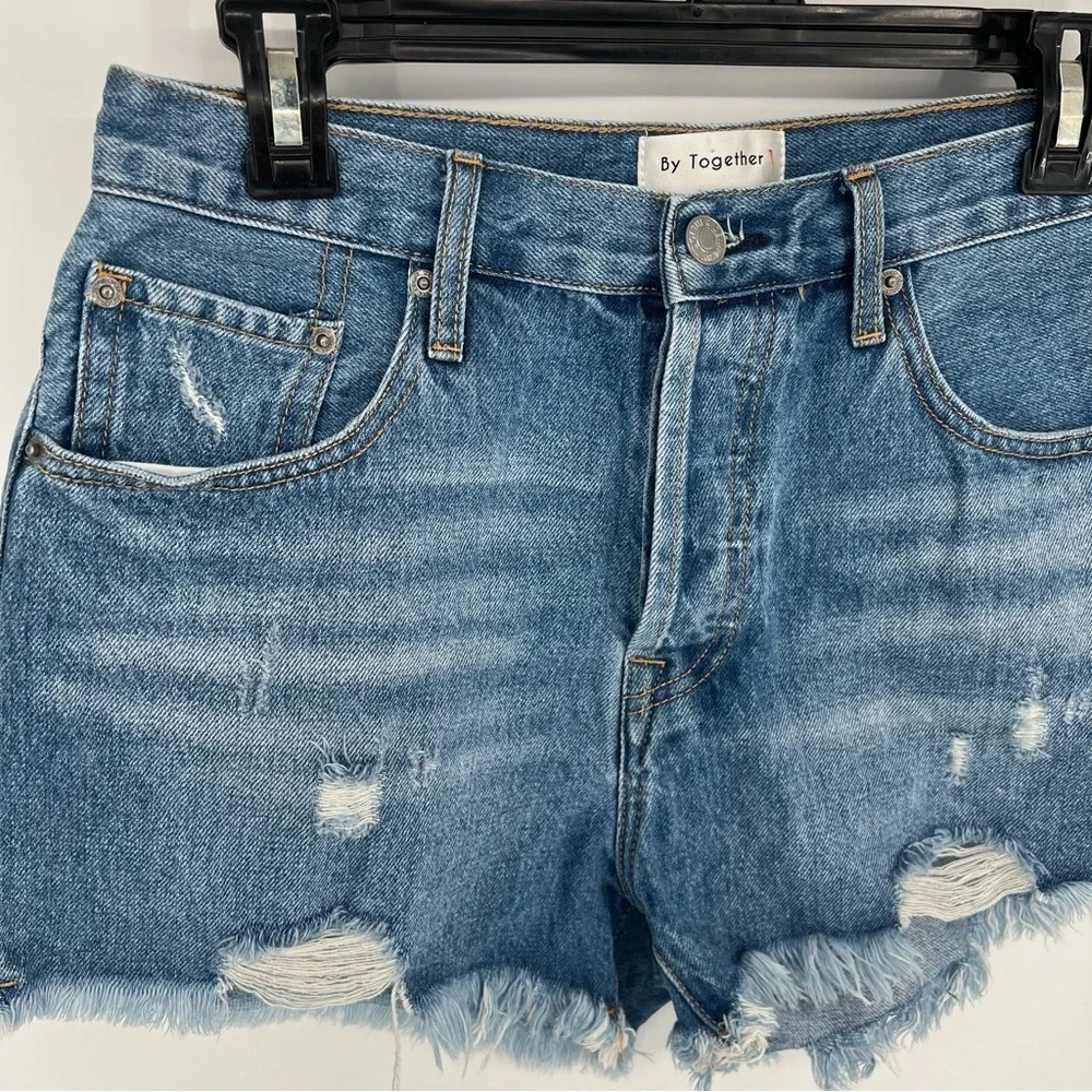 By Together Boutique Cutoff Distressed Jean Shorts‎